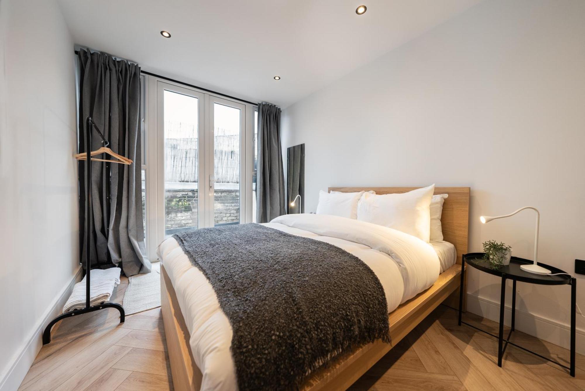 The Battersea Place - Charming 4Bdr Flat 런던 외부 사진